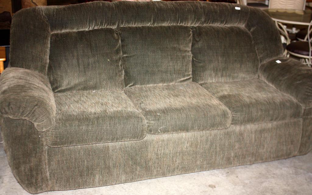 Matching Sofa and Loveseat