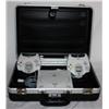 Image 1 : Dreamcast Game w/ 2 Controllers in a Hard Case