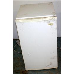 Magic Chef Mini Refrigerator