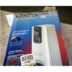 DeLonghi Stand Up Heater