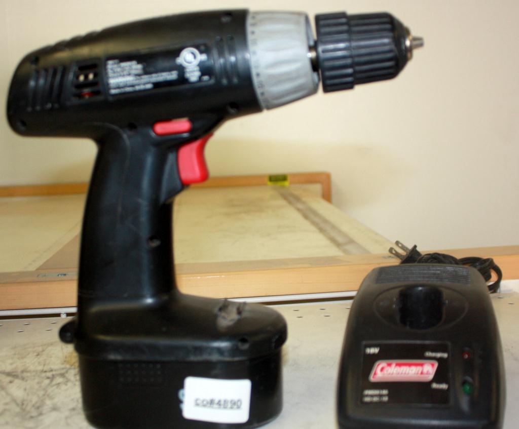 Coleman Power Drill 18 Volt & Charger