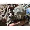 Image 4 : Chevy V8 motor & stand