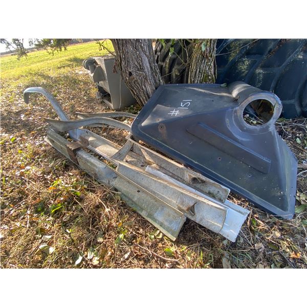 Orange Hyd. Brake trailer axle, black hopper, running boards, heater