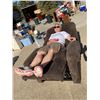 Image 12 : POWER LIFT RECLINER CHAIR - WORKS!