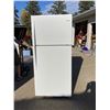 Image 1 : WHIRLPOOL TOP-FREEZER FREESTANDING REFRIGERATOR - WORKS!