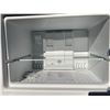 Image 5 : WHIRLPOOL TOP-FREEZER FREESTANDING REFRIGERATOR - WORKS!
