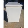 Image 7 : CHEST FREEZER - WORKS!