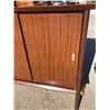 Image 2 : VINTAGE MID-CENTURY MODERN WOODEN CABINET
