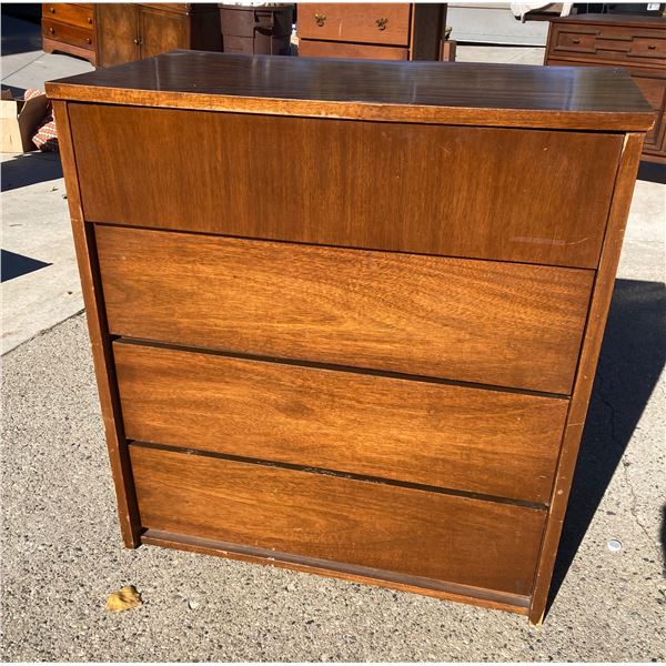 VINTAGE MID-CENTURY MODERN 4-DRAWER CHEST