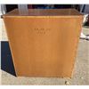 Image 8 : VINTAGE MID-CENTURY MODERN 4-DRAWER CHEST