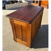 Image 5 : ANTIQUE WOOD SIDE TABLE OR NIGHTSTAND