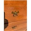 Image 3 : VINTAGE AMERICAN COLONIAL / EARLY AMERICAN SOLID MAPLE DOUBLE DRESSER OR CHEST OF DRAWERS
