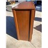 Image 6 : VINTAGE AMERICAN COLONIAL / EARLY AMERICAN SOLID MAPLE DOUBLE DRESSER OR CHEST OF DRAWERS