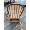 Image 6 : WOODEN GLIDER ROCKING CHAIR AND VINTAGE MAGAZINE RACK