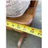 Image 8 : WOODEN GLIDER ROCKING CHAIR AND VINTAGE MAGAZINE RACK
