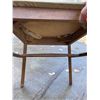 Image 5 : VINTAGE MID-CENTURY WOODEN END TABLE CABINET AND A VINTAGE MID-CENTURY MODERN WOODEN DINING CHAIR