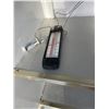 Image 13 : GE LOCKABLE UPRIGHT FREEZER - WORKS!
