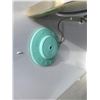 Image 14 : GE LOCKABLE UPRIGHT FREEZER - WORKS!