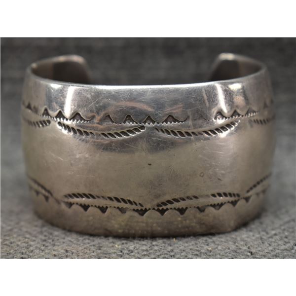 NAVAJO SILVER CUFF