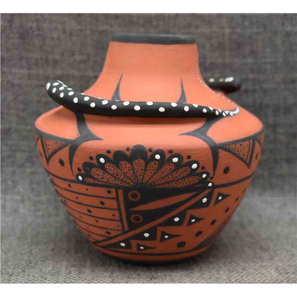 ZUNI POTTERY VASE (M NASHBOO)