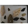 Image 4 : COLLECTION OF MIDWEST ARROWHEADS