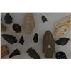 Image 8 : COLLECTION OF MIDWEST ARROWHEADS