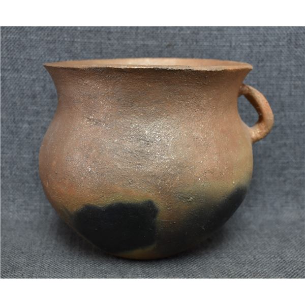 PICURIS POTTER OLLA (SIGNED)