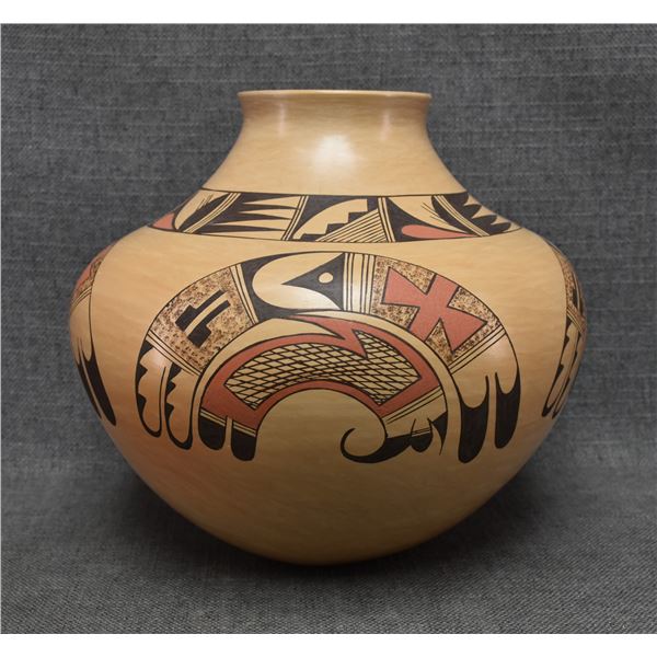 HOPI POTTERY OLLA (EUNICE "FAWN" NAVASIE)