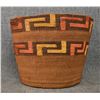 Image 3 : TLINGIT BASKETRY CYLINDER