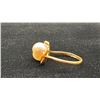 Image 2 : APPROX 18K LADIES RING SET WITH PEARLS (2.8G)