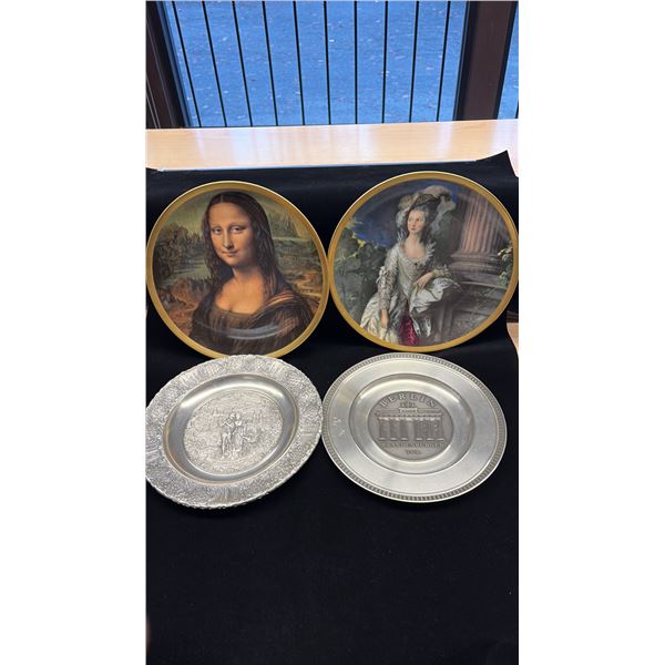 COLLECTABLE & SOUVENIR PLATES