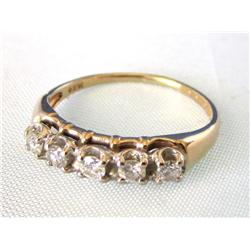 14k Gold Ring W/0.50ctw Diamonds