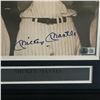 Image 2 : MICKEY MANTLE SIGNED AND FRAMED 8X10 - BECKETT COA & LOA