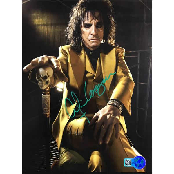 ALICE COOPER SIGNED 8X10 - WWOC COA