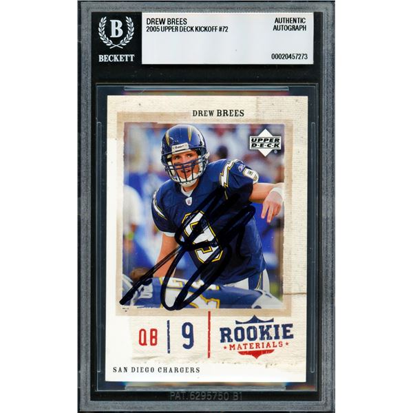 2005 UPPER DECK KICKOFF DREW BREES SIGNED ROOKIE MATERIALS TRADING CARD - BECKETT ENCAPSULATED