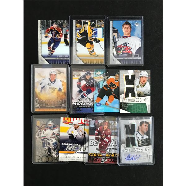 LOT OF 11 HOCKEY TRADING CARDS - INCLUDING 1 SIGNED