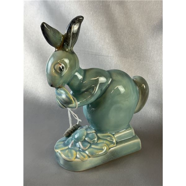 Beswick Blue Gloss Rabbit on Pottery Base, Model 316, England, 1935–1954