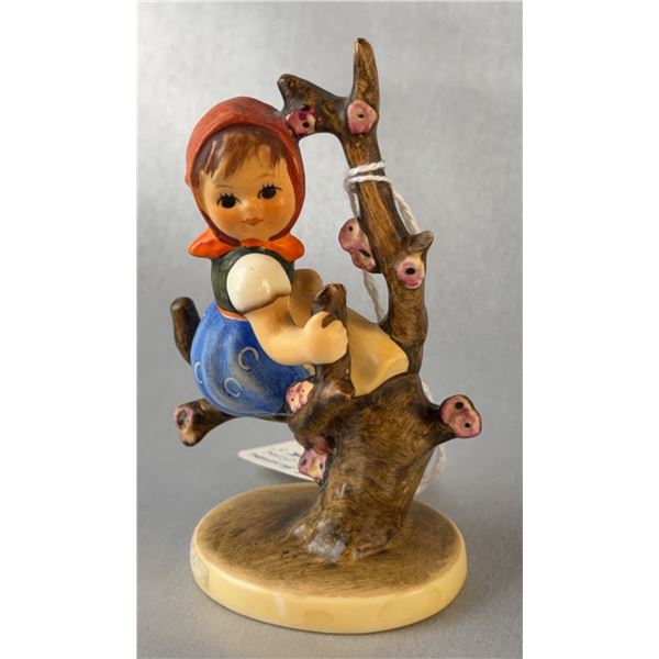 Goebel Hummel Figurine Apple Tree Girl 141 3/0 TMK5 West Germany #382
