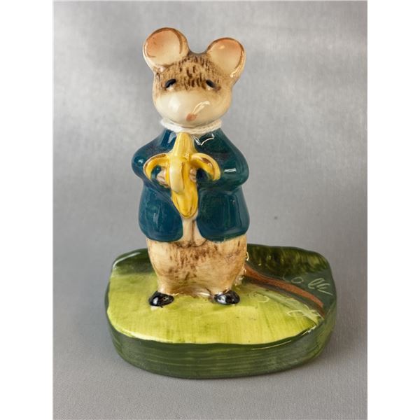 Beswick Figurine #2531 "A Snack" by Kitty MacBride, England