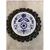 Image 2 : Lot Of 2 Decorative Wall Plaques