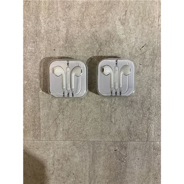Lot Of 2 Pairs Of Wired Earbuds