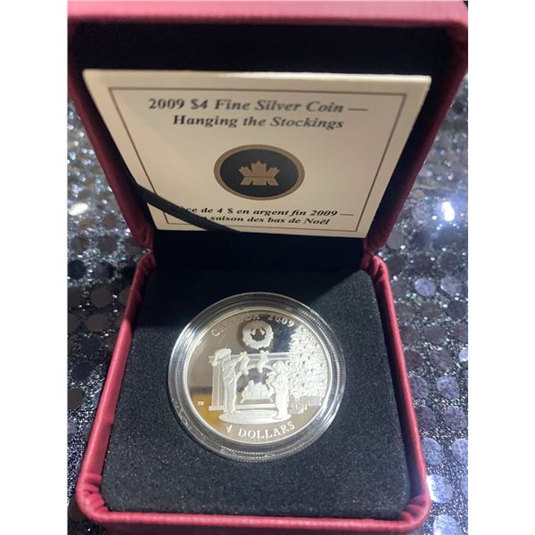 2009 $4 Fine Silver Coin Hanging the Stockings 99.99% 15.87g 34mm Canada