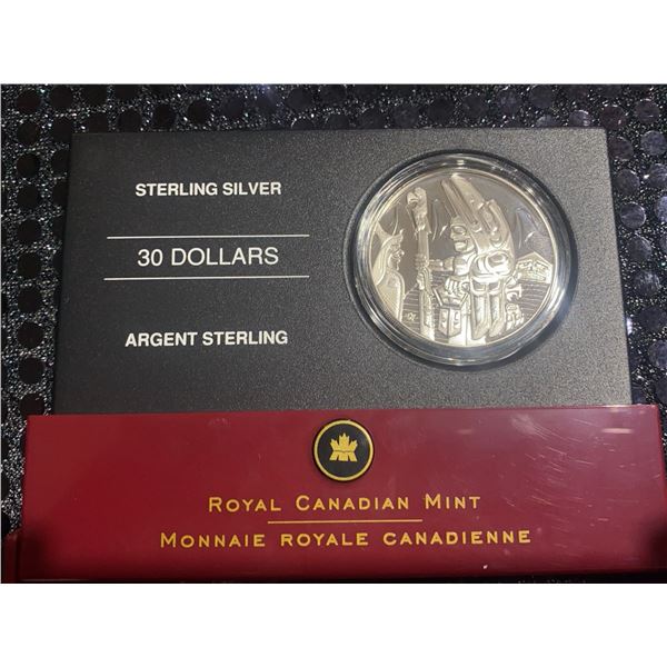 2002 Royal Canadian Mint $30 Sterling Silver Coin 31.50g 40mm Queen Elizabeth II
