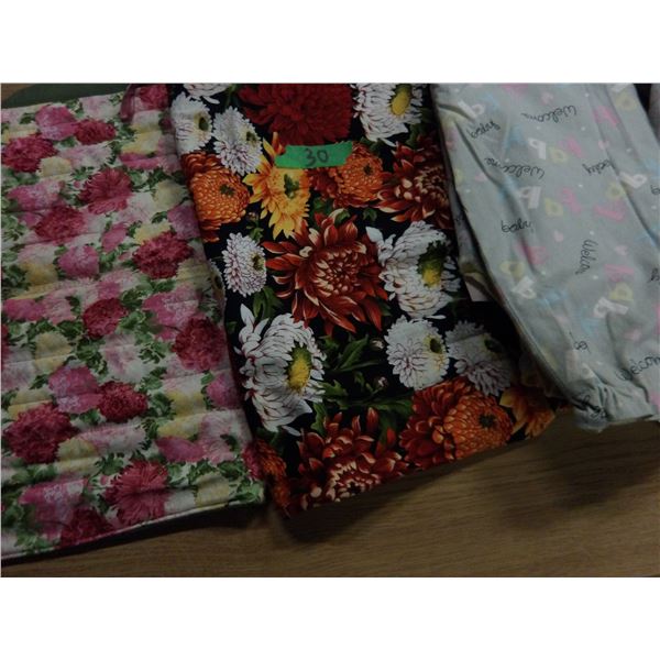 UNCLAIMED STORAGE:  BOX C/W KNITTING NEEDLE HOLDERS
