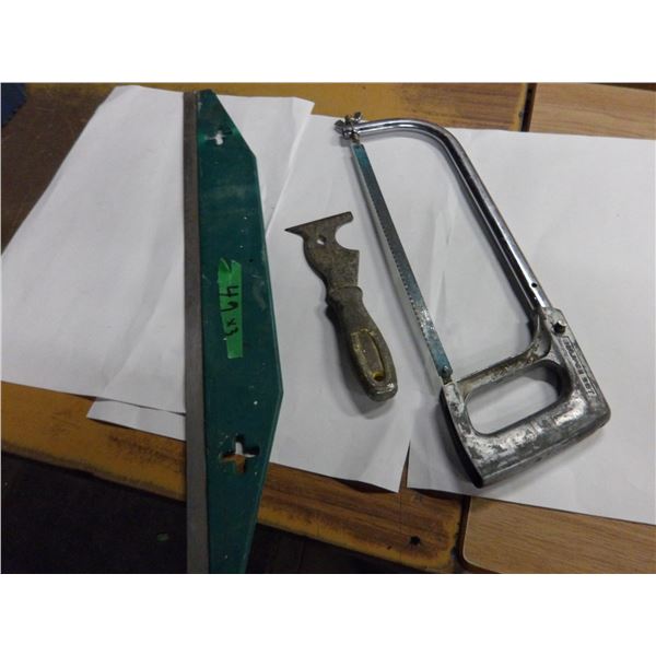 UNCLAIMED STORAGE:  HACKSAW, WALL PAPER SPATULA SCRAPER