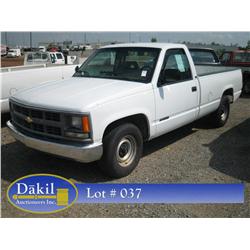 1994 CHEVROLET 1500, CHEYENNE REG CAB, 