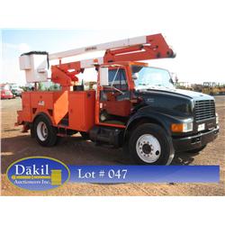 1998 INTERNATIONAL 4700 BUCKET TRUCK, 