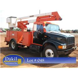1998 INTERNATIONAL 4900 