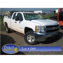2008 CHEVROLET C2500 HD 4 DR EXT CAB, 