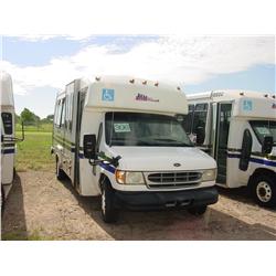 2002 FORD/GOSHEN E450 